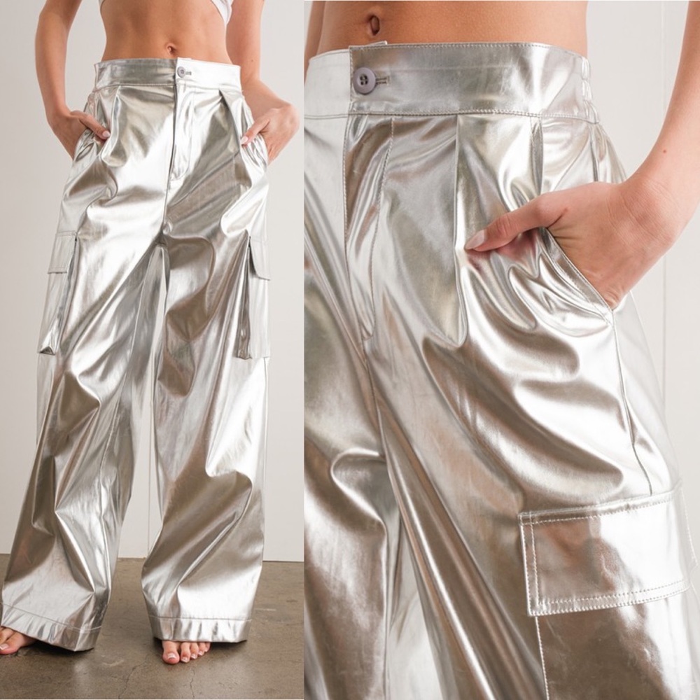 *24 HOUR SALE* Out Of This World Silver Metallic Cargos - Picture 7 of 7